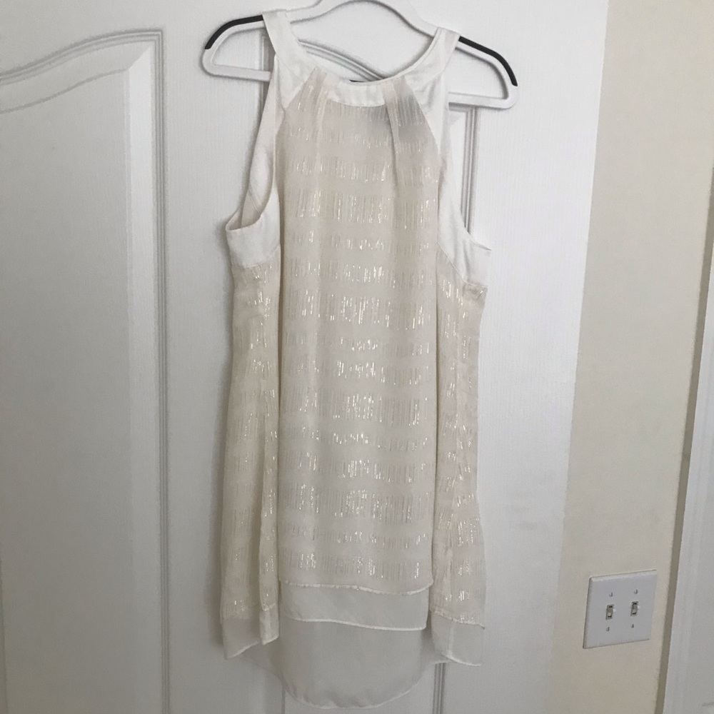 Sleeveless blouse